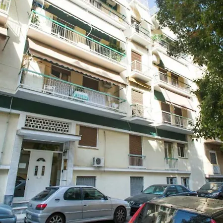 Live Like A Local, Next To Acropolis! Atena